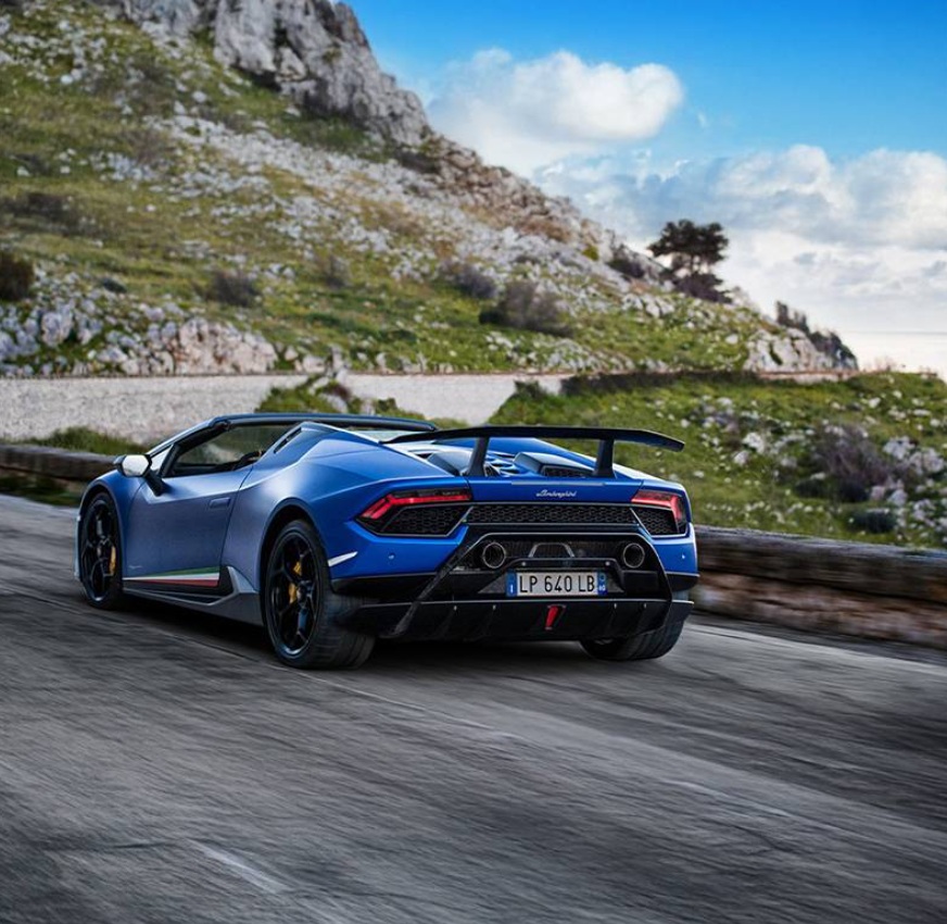 Lamborghini Huracán STO