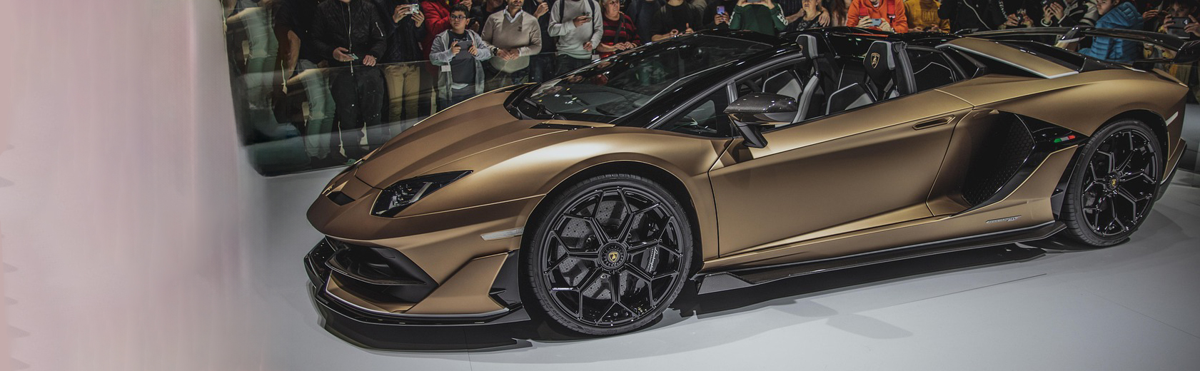 Lamborghini Aventador SVJ Roadster